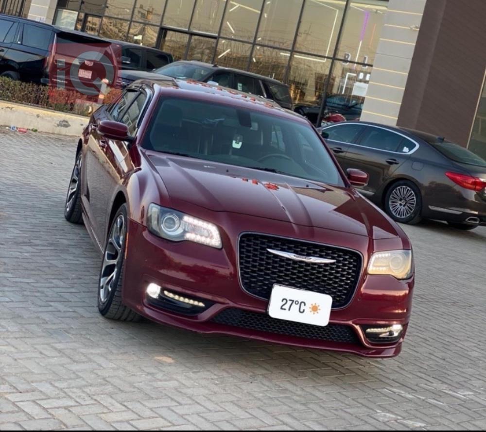 كرايسلر 300